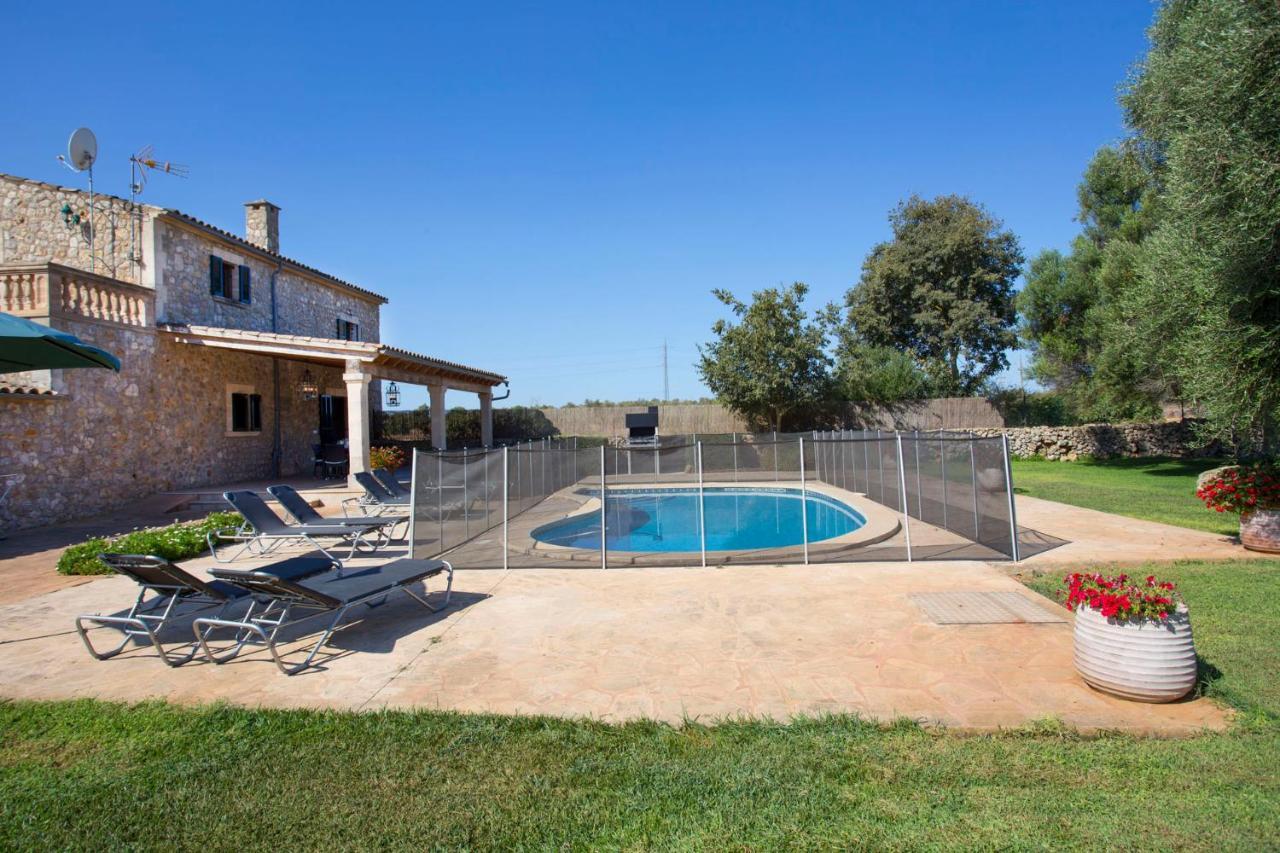 Peroti / Villa